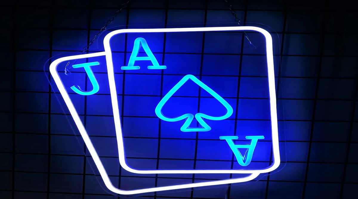 Tips on How To Play Triple Edge Poker